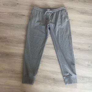 O’Neil gray joggers size extra large